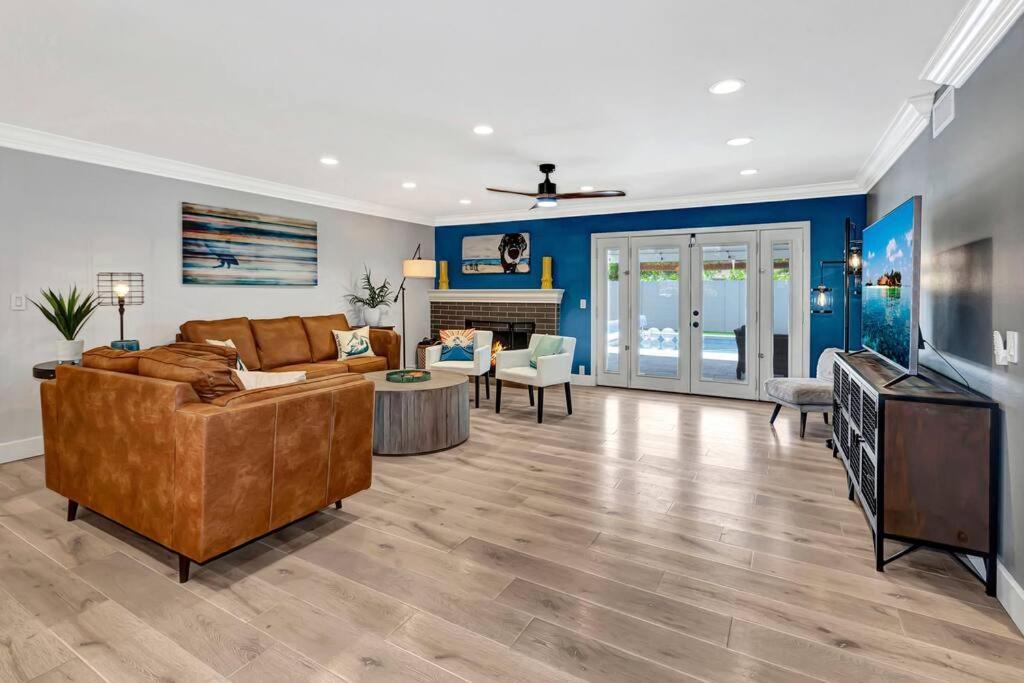 Huntington Beach, Ac, Pool, Hot Tub, Detached Office, Close To Beach, Outside Entertaining Area Екстериор снимка