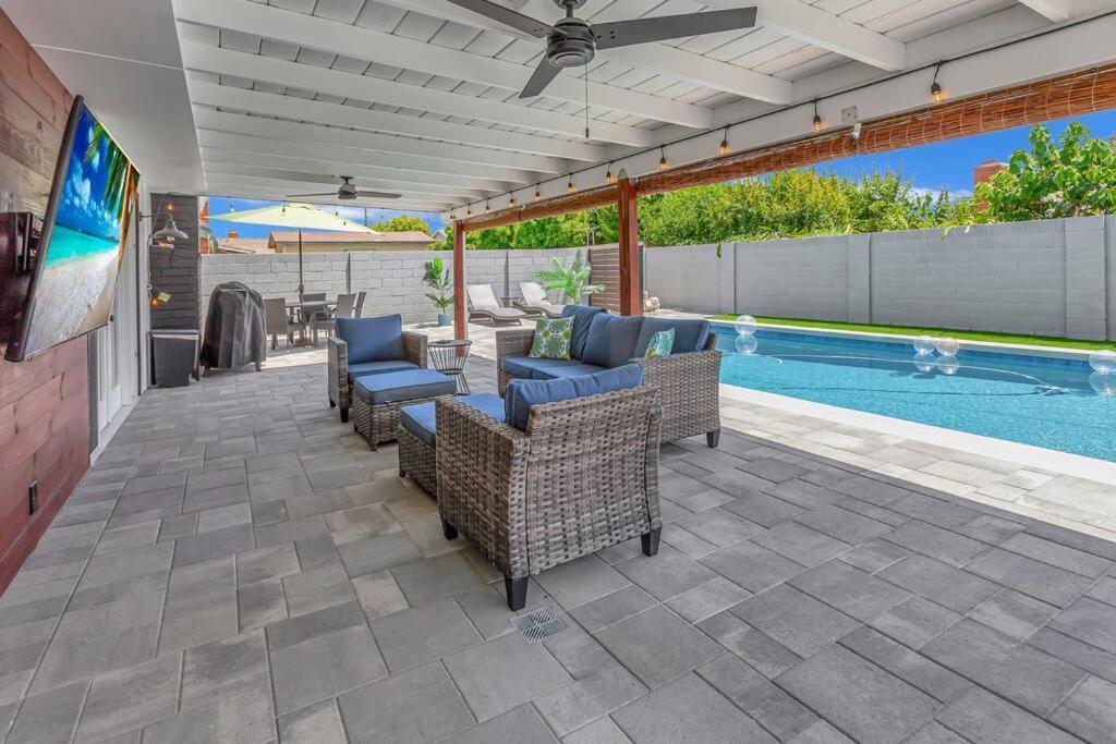 Huntington Beach, Ac, Pool, Hot Tub, Detached Office, Close To Beach, Outside Entertaining Area Екстериор снимка