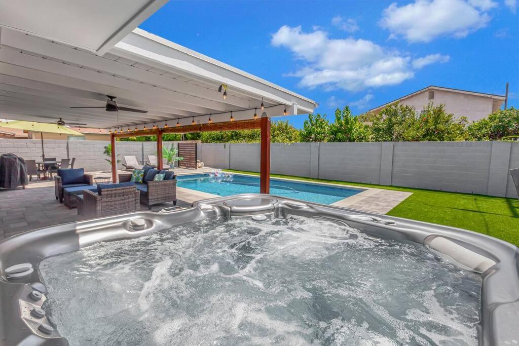 Huntington Beach, Ac, Pool, Hot Tub, Detached Office, Close To Beach, Outside Entertaining Area Екстериор снимка
