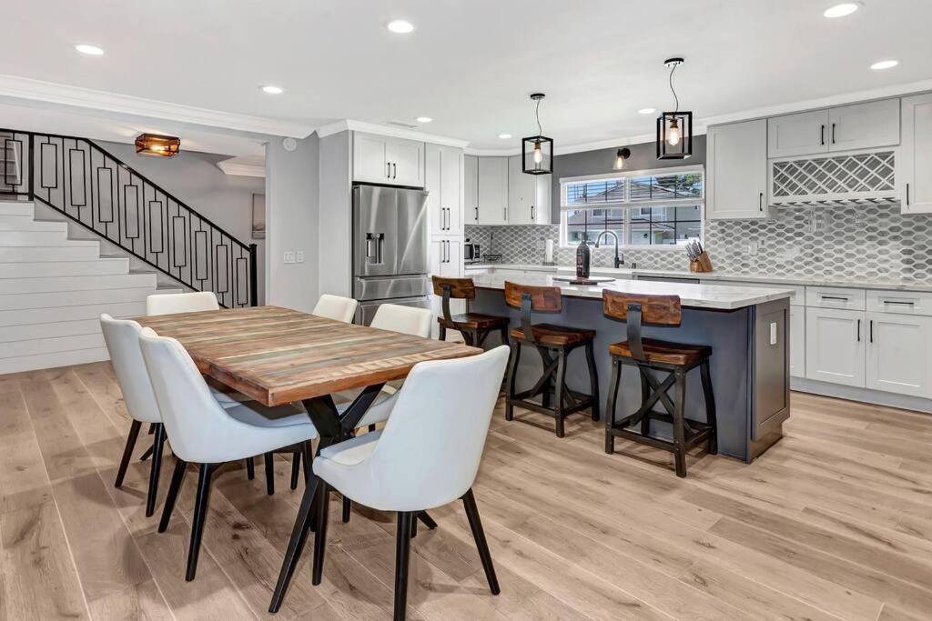 Huntington Beach, Ac, Pool, Hot Tub, Detached Office, Close To Beach, Outside Entertaining Area Екстериор снимка